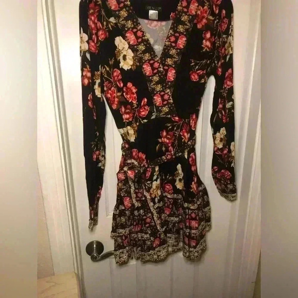 Venus floral printed peasant dress bohemian black red boho tiered autumn size 8 - Picture 12 of 16
